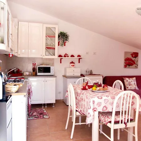 Apartment Hermosa *